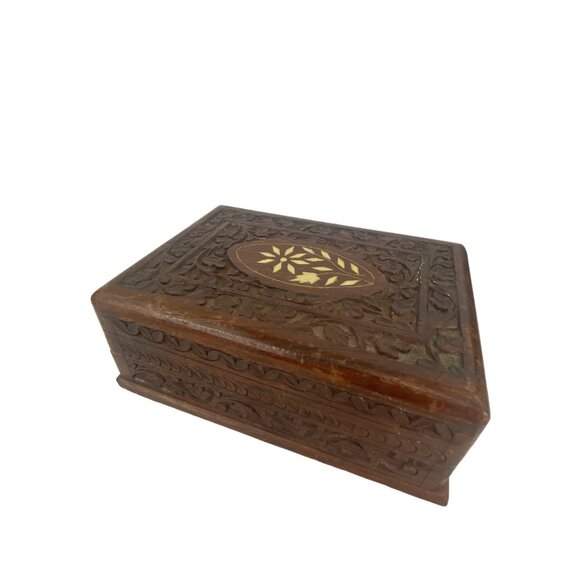 Handcrafted Wooden Jewelry Box With Intricate Inlay & Velvet Lining - Picture 4 of 10